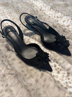 Maeve Black Pointed Toe Slingback Pumps with Floral Applique